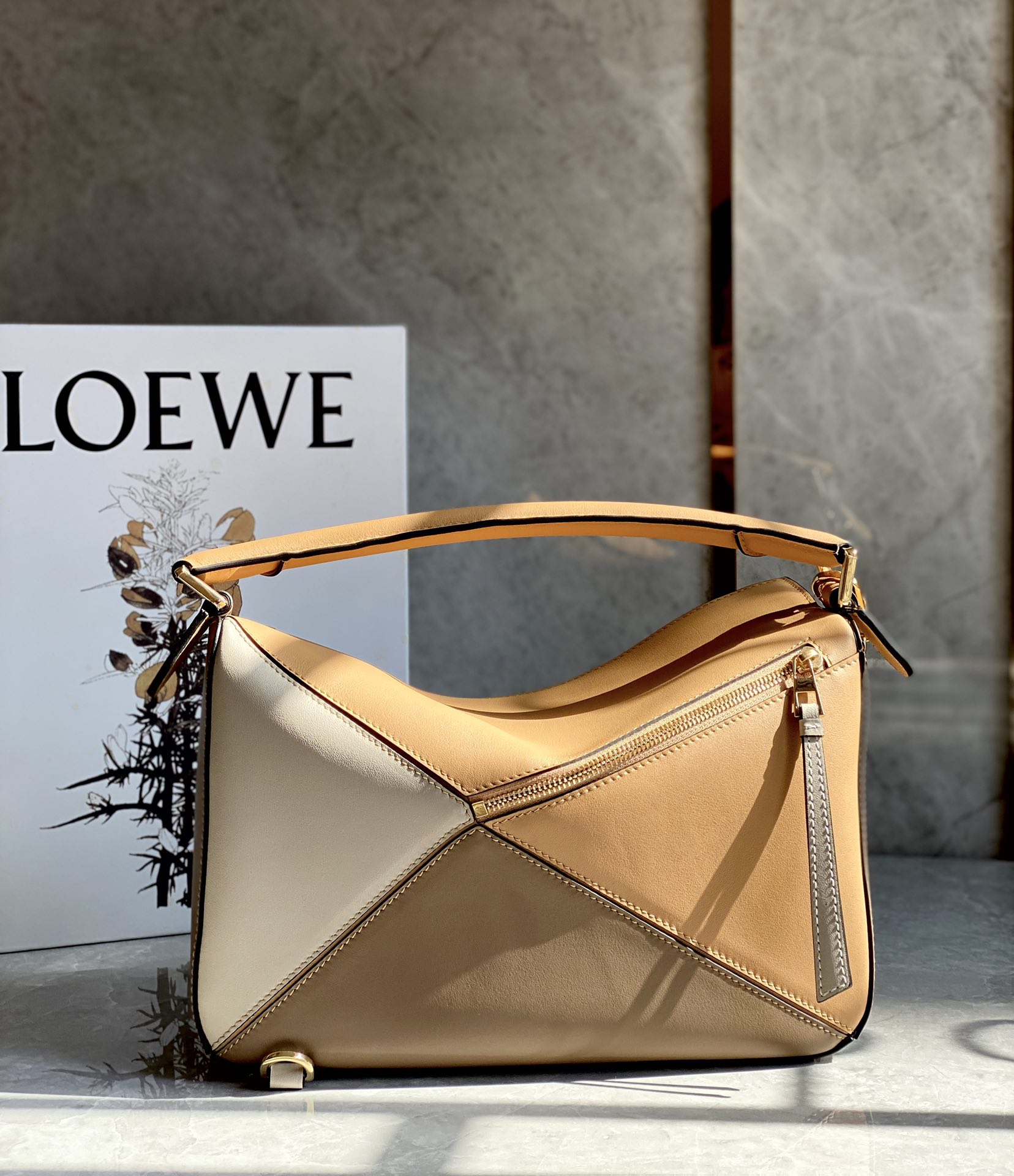 Loewe Medium Puzzle Bag in Classic Calfskin Multicolour